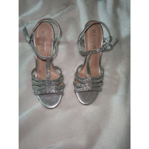 Silver Strappy Rhinestone Embellished Sz 7.5 Heels Evening Party Wedding